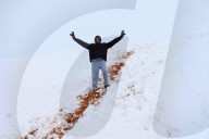 FEATURE - Schnee in der Sahara
