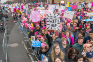 NEWS - Trump Amtseinführung: Frauen protestieren rund um die Welt