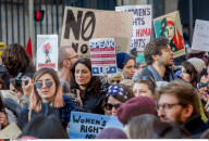 NEWS - Trump Amtseinführung: Frauen protestieren rund um die Welt