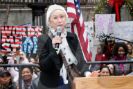 PEOPLE - Helen Mirren spricht am "Women's March" in New York