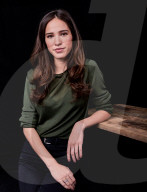 PEOPLE - Stars posieren für die Deadline Hollywood Portraits im Studio