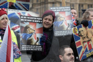 NEWS - London: Pro Brexit Kundgebung vor dem Parlament