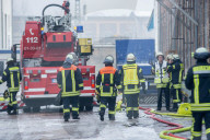NEWS - Magdeburg: Brand in Industriehalle