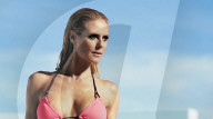 PEOPLE - Heidi Klum räkelt sich für die HK Bade-Kollektion
