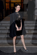PEOPLE - Paris Fashion Week Haute Couture: Promis unterwegs zu Armani Prive