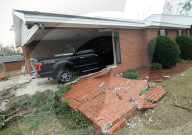 NEWS - Georgia: Verheerende Verwüstungen nach Tornado