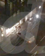 NEWS - London: Einbrecher rammen Louis Vuitton Filiale mit Bus
