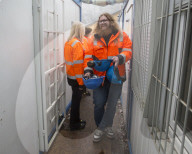 PEOPLE - Kronprinzessin Mette-Marit besucht die Baufirma Monsterbedriften