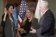 NEWS - Nikki Haley wird zur UN-Botschafterin vereidigt