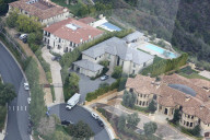 EXKLUSIV - Zügelwagen bei Kim Kardashian und Kanye West in Bel Air 