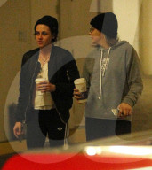 EXKLUSIV - Kristen Stewart und Chloe Graze Moretz gehen zum Dinner in West Hollywood