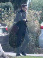 EXKLUSIV -  Brad Pitt Heads in Santa Monica unterwegs