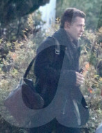 EXKLUSIV -  Brad Pitt Heads in Santa Monica unterwegs