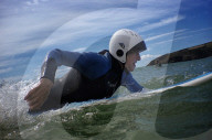 FEATURE -  Queen of the Waves: Gwyn Haslock 71 Jahre alt
