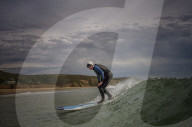 FEATURE -  Queen of the Waves: Gwyn Haslock 71 Jahre alt