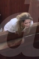 EXKLUSIV - Mischa Barton Dreht in ihren vier Wänden durch