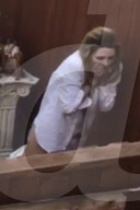 EXKLUSIV - Mischa Barton Dreht in ihren vier Wänden durch