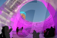 FEATURE - China: Eisskulpturen in Harbin