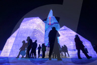 FEATURE - China: Eisskulpturen in Harbin
