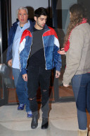 EXKLUSIV -  Zayn Malik posiert mit Fans in New York