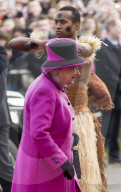 PEOPLE - Queen Elizabeth besucht die Fiji Ausstellung in Norwich