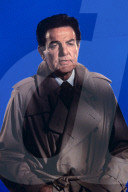 PEOPLE - Mike Connors  ist im Alter von 91 gestorben