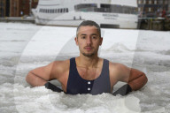 FEATURE - Winterschwimmer Morgan Freedude 