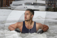 FEATURE - Winterschwimmer Morgan Freedude 