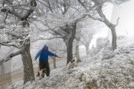 FEATURE - Eisiges Wetter in Derbyshire