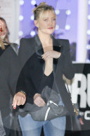 PEOPLE - Promis am 'Kings Of Leon' Konzert in Inglewood