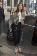 PEOPLE - Promis bei Dolce & Gabbana in Mailand