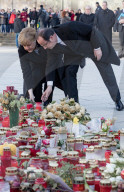 NEWS - Berlin: Merkel und Hollande gedenken der Opfer am Breitscheidplatz