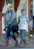 PEOPLE - Gwen Stefani geht mit ihrer Familie shoppen