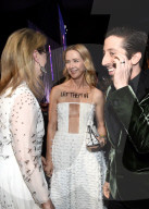 PEOPLE - SAG Awards in Los Angeles: Simon Helberg und Jocelyn Towne demonstrieren gegen Trump