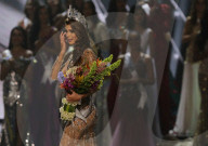 PEOPLE - Miss Univers Wahlen: Gewinnerin - Die Französin Iris Mittenaere