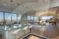 PEOPLE - Von Schlammlawine bedroht: Demi Lovato Villa bei Los Angeles