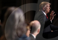 NEWS - Donald Trump nimmt am National Prayer Breakfast teil