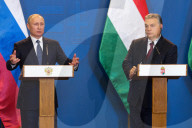 NEWS - Staatsbesuch in Budapest: Viktor Orban rollt für Vladimir Putin den roten Teppich aus
