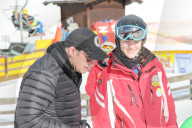 EXKLUSIV - John Travolt geht Skifahren mit seinem Sohn In Kärnten