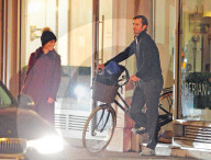 PEOPLE - Pippa Middleton und Verlobter James Matthews besuchen den Blumenshop