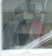PEOPLE - Joaquin Phoenix raucht eine Zigarette nach der Karatestunde