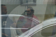 PEOPLE - Joaquin Phoenix raucht eine Zigarette nach der Karatestunde