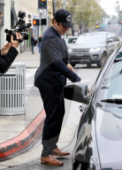 PEOPLE - Benicio del Toro holt sich ein Lunch