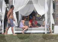 PEOPLE - Kyle Richards geniesst die Ferien mit ihrer Familie in Mexiko