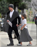 PEOPLE - Matt Damon holt seine Tochter Gia von der Schule ab