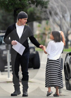 PEOPLE - Matt Damon holt seine Tochter Gia von der Schule ab
