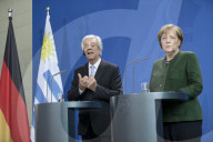 NEWS - Berlin: Tabare Vazquez zu Besuch bei Angela Merkel 