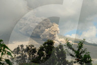 NEWS - Indonesien: Vulkan Sinabung ist hochaktiv 