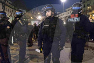 NEWS - Paris: Heftige Proteste nach Misshandlung eines schwarzen Jugenlichen durch die Polizei