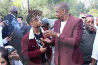 PEOPLE - Jay-Z ohne Beyonce am Roc Nation Pre-Grammy Brunch